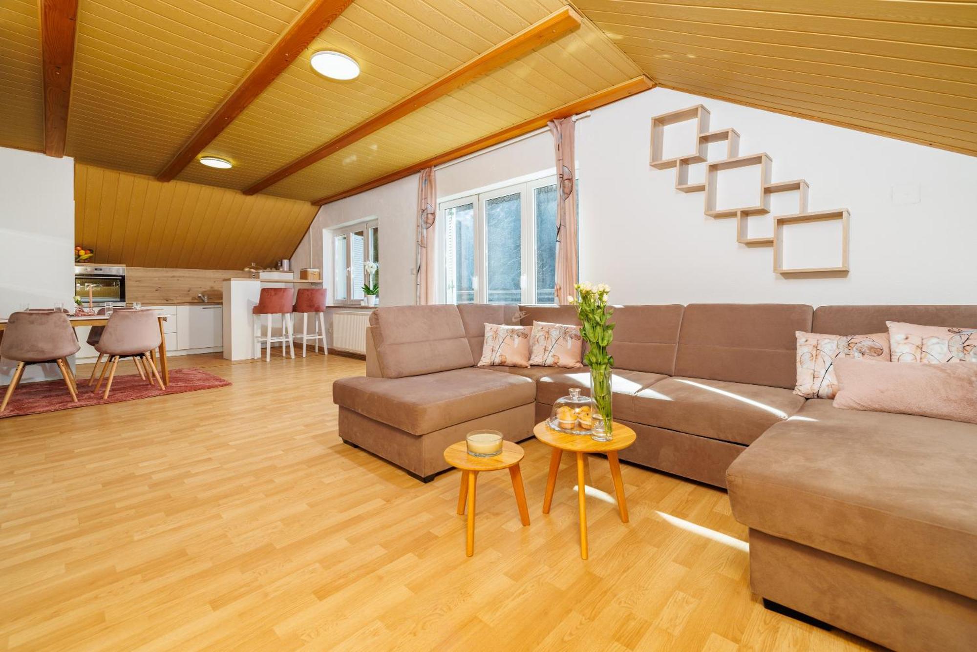 Andelic- 1 Apartment *