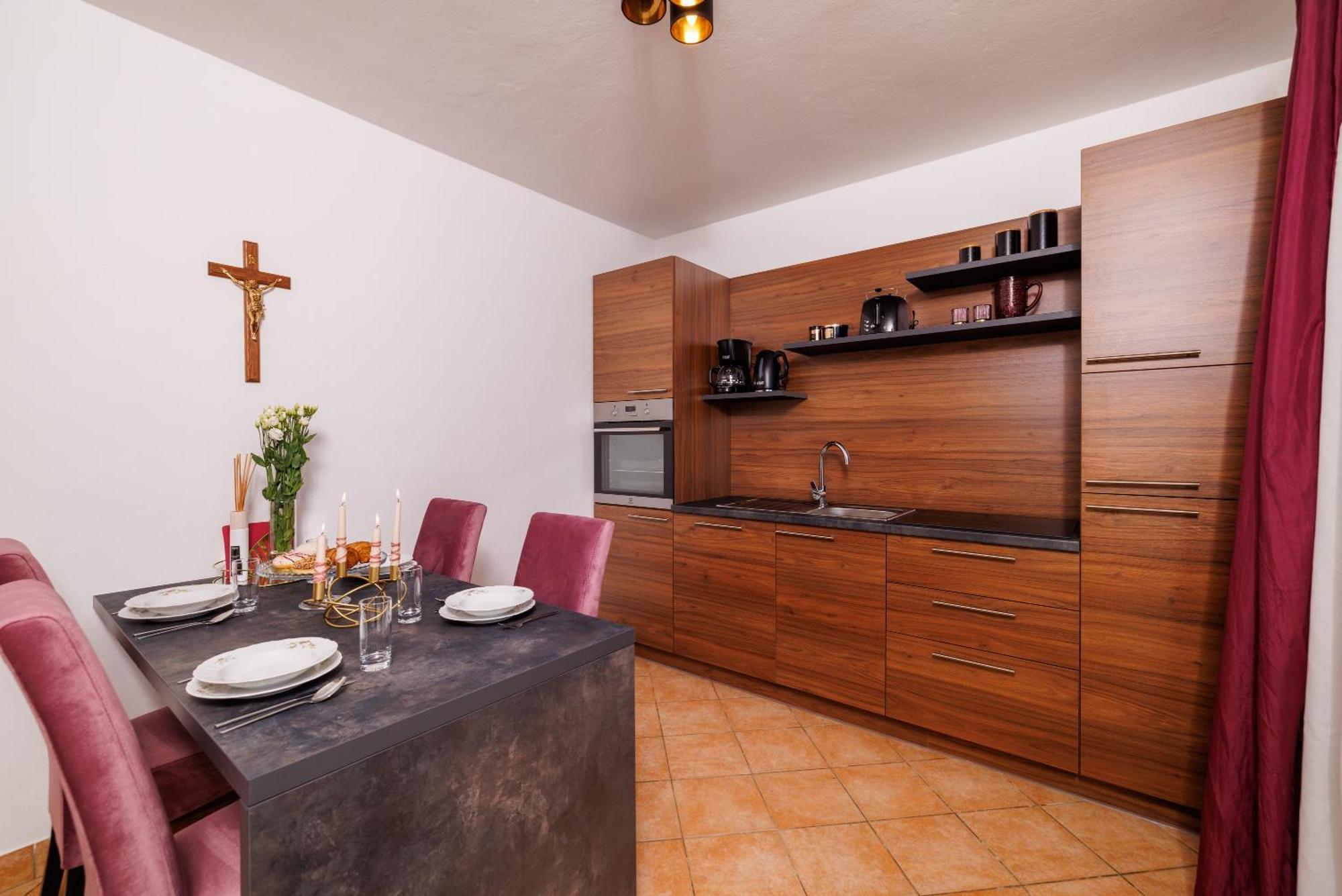 Apartment Andelic- 1 *